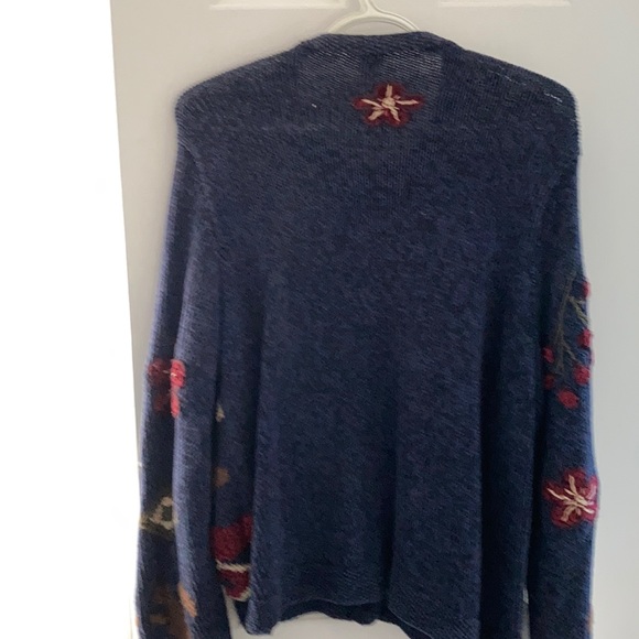 Fall Embroidered Cardigan - Picture 11 of 12